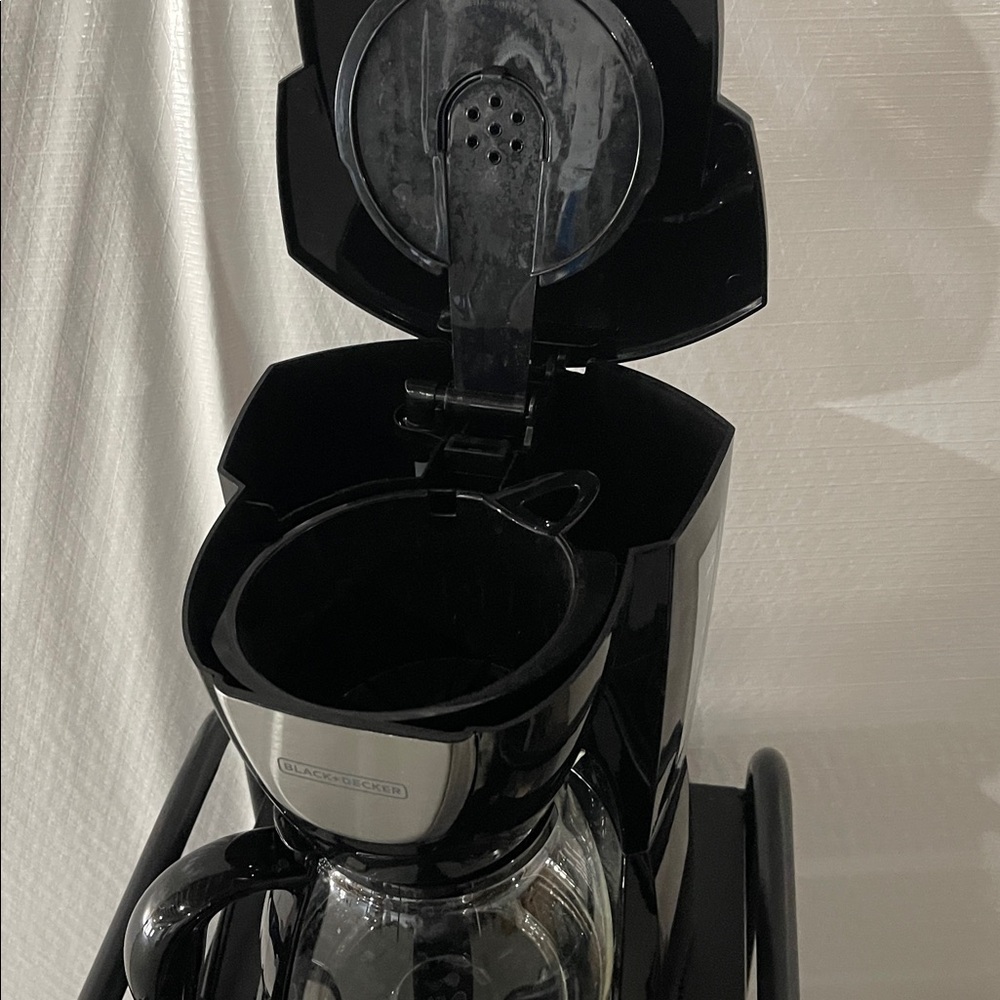 Coffee maker - Picture 3 of 3
